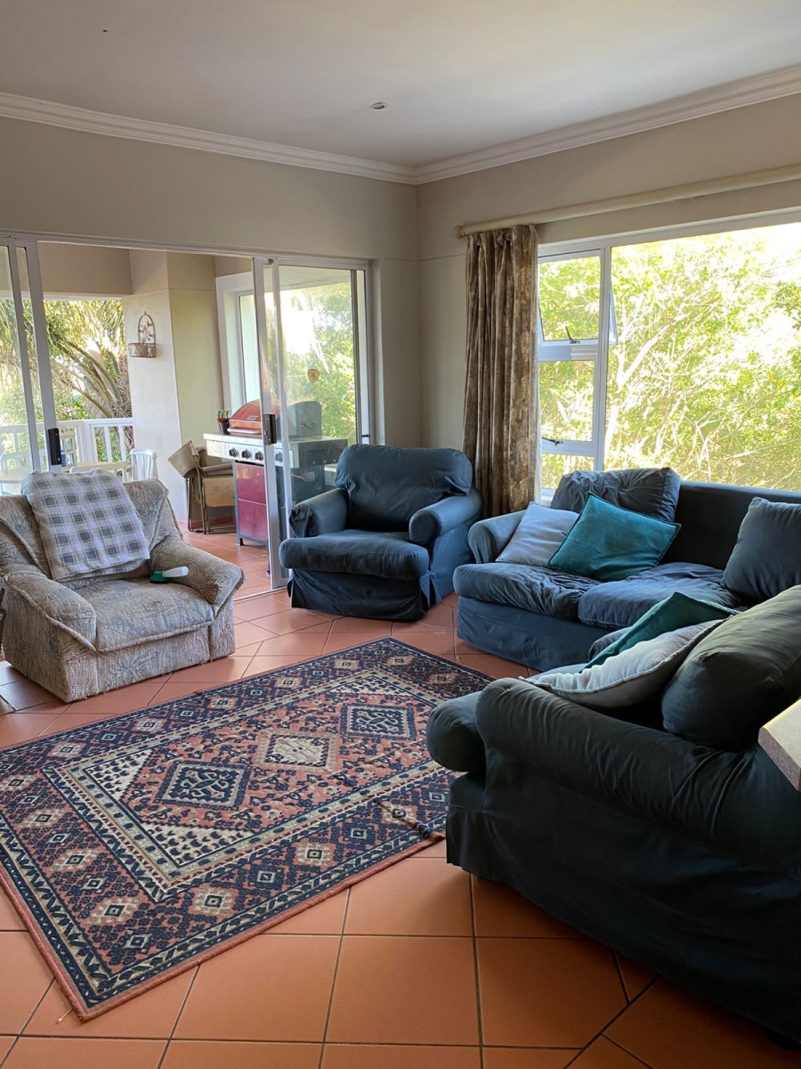 5 Bedroom Property for Sale in Seafield Eastern Cape